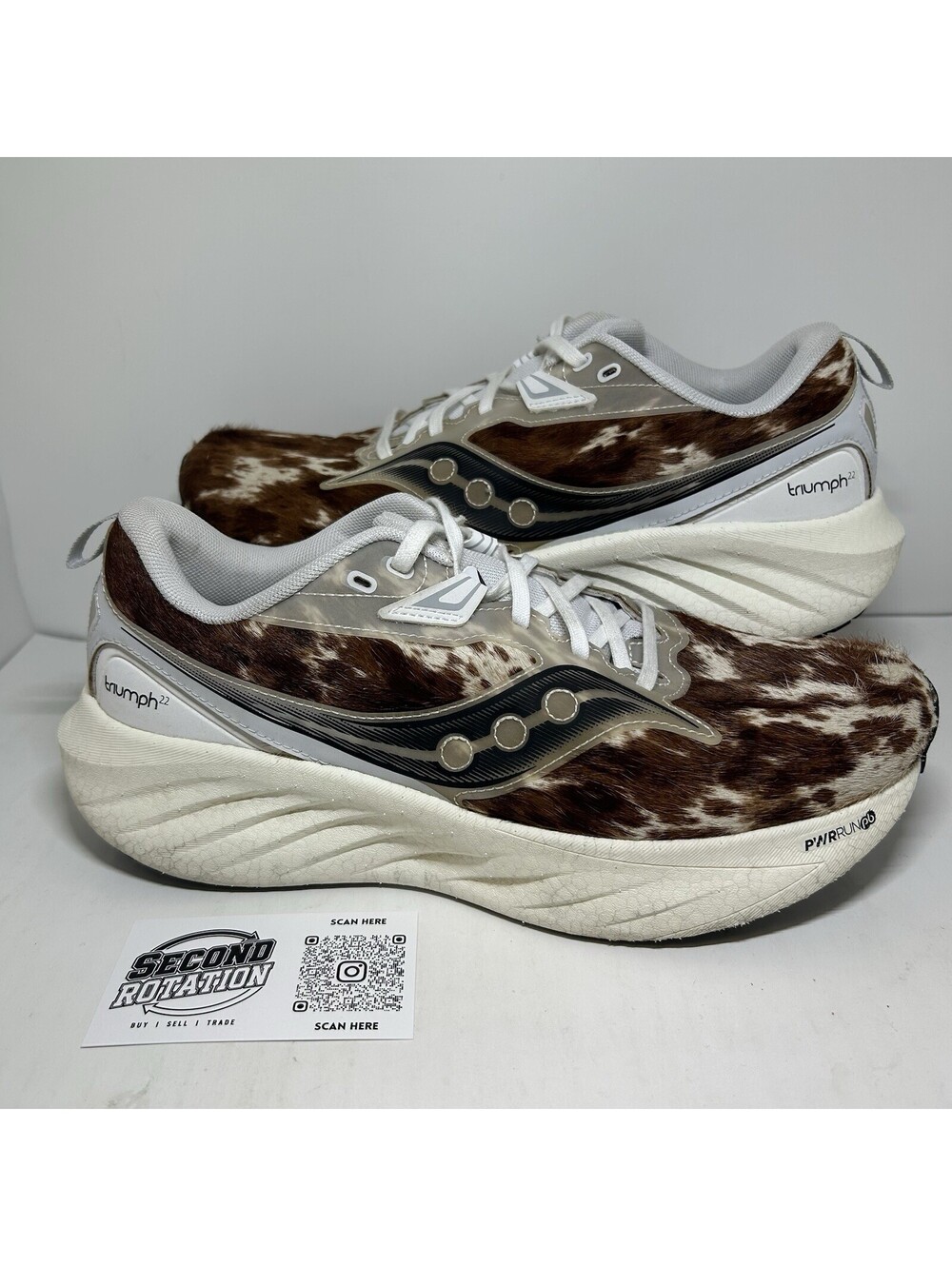 Saucony Triumph 22 Brindle Nordstrom Cow Print - Size 8.5M / 9.5W - (S20964-306)